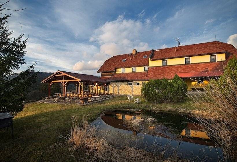 בית מלון כפרי Penzion Farma U Mauritzů