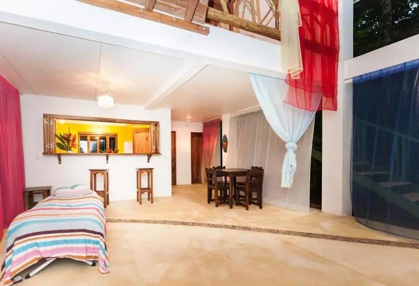 Hotelli Portasol Living