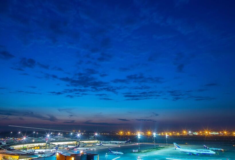 호텔 Radisson Blu  Moscow Sheremetyevo Airport