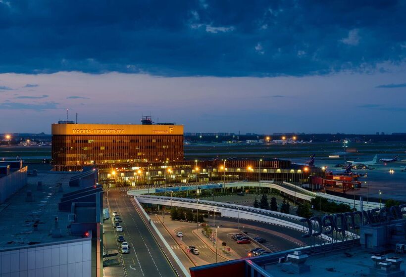호텔 Radisson Blu  Moscow Sheremetyevo Airport