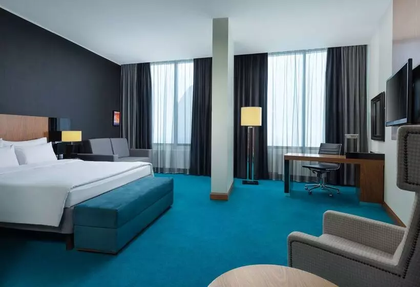 هتل Radisson Blu  Moscow Sheremetyevo Airport