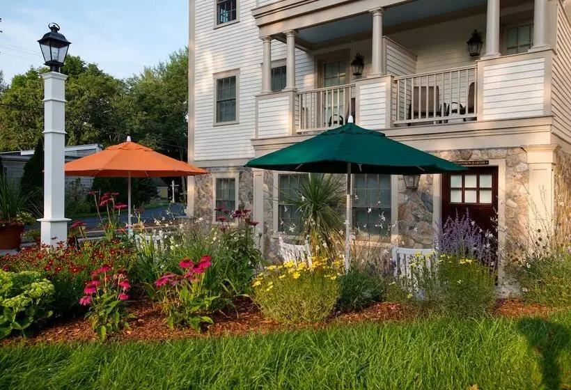 Hotelli The Winstead Inn