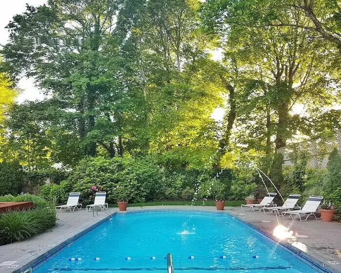 Hotelli The Winstead Inn
