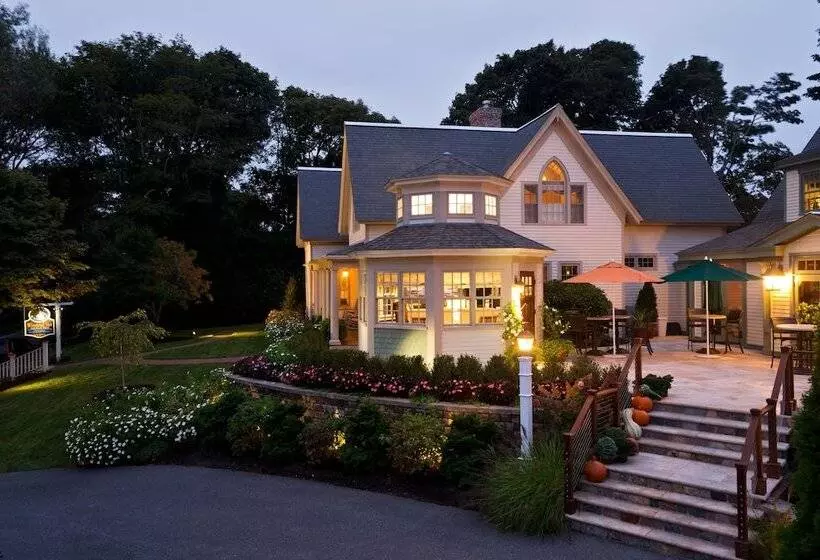 Hotelli The Winstead Inn