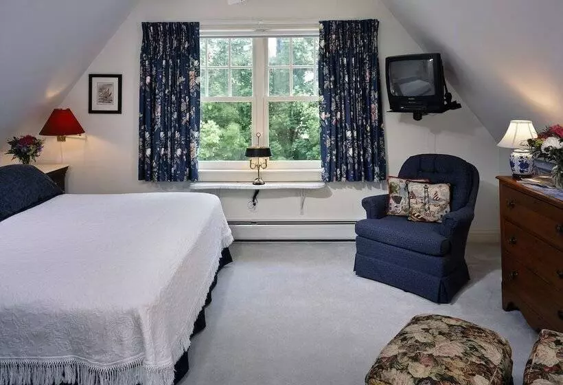Hotelli The Winstead Inn