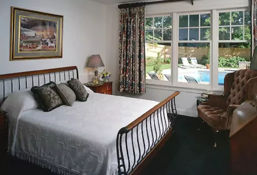 Hotelli The Winstead Inn