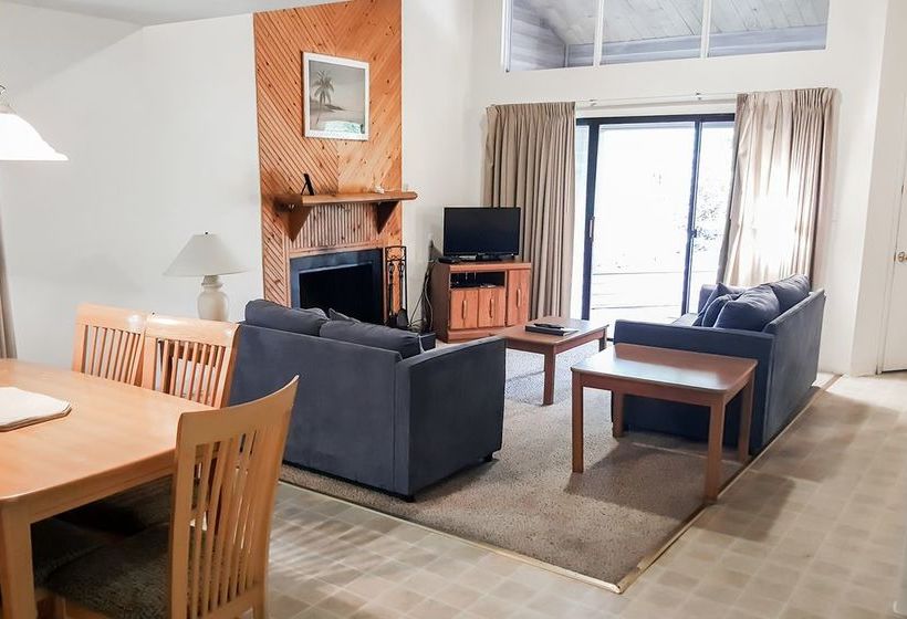 Отель Villas Of Ocean Pines