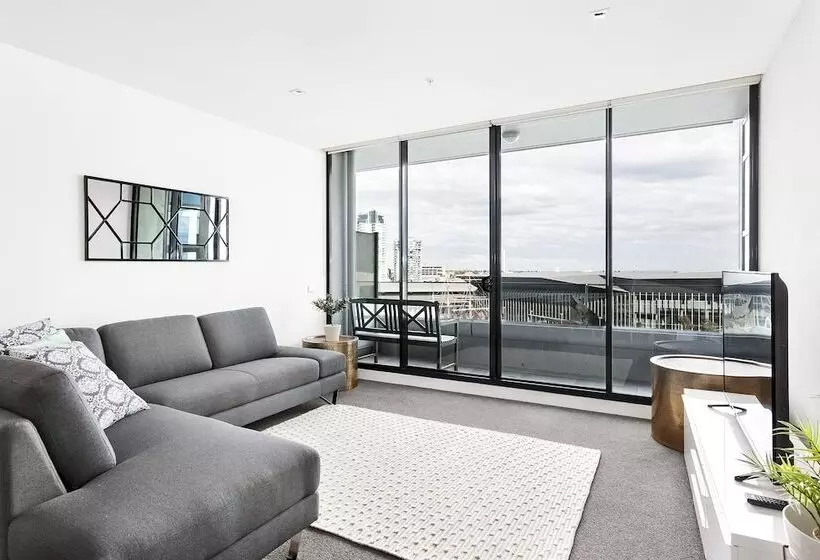Waterfront Melbourne Apartments