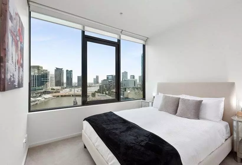 Waterfront Melbourne Apartments