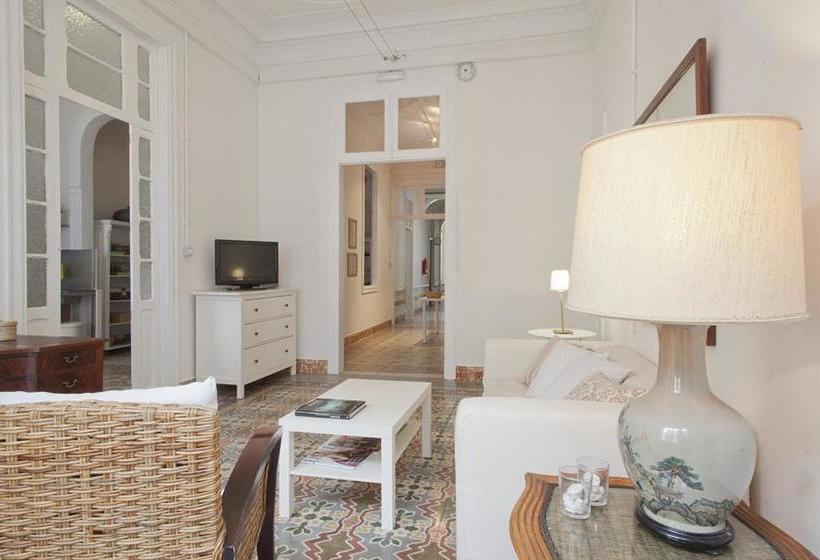 مبيت وإفطار Downtown House