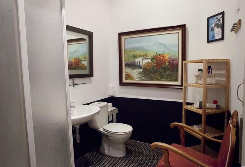 مبيت وإفطار Downtown House