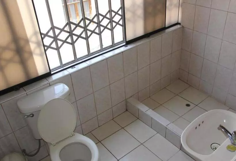 تختخواب و صبحانه Il Riposo