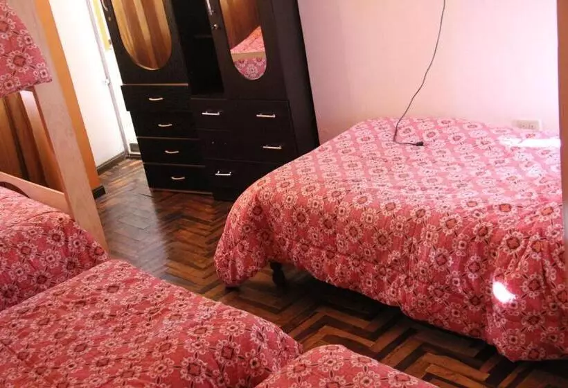 تختخواب و صبحانه Il Riposo