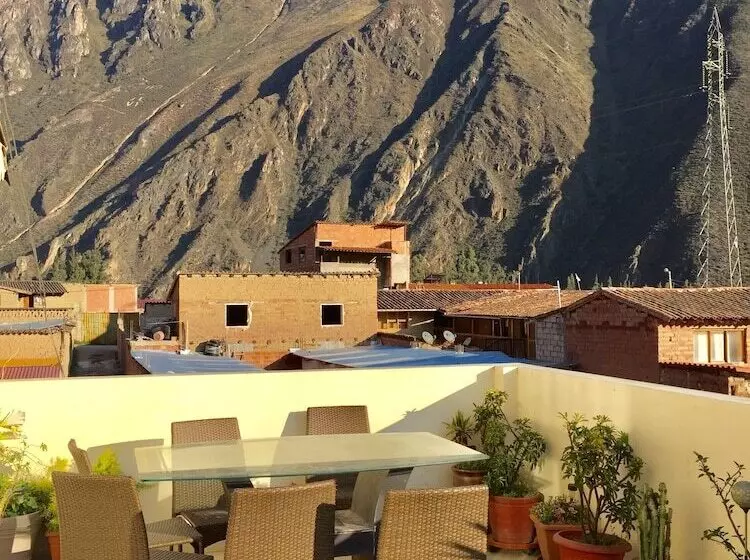 هتل Ccapac Inka Ollanta