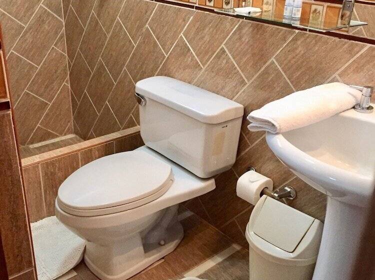 Otel Ccapac Inka Ollanta