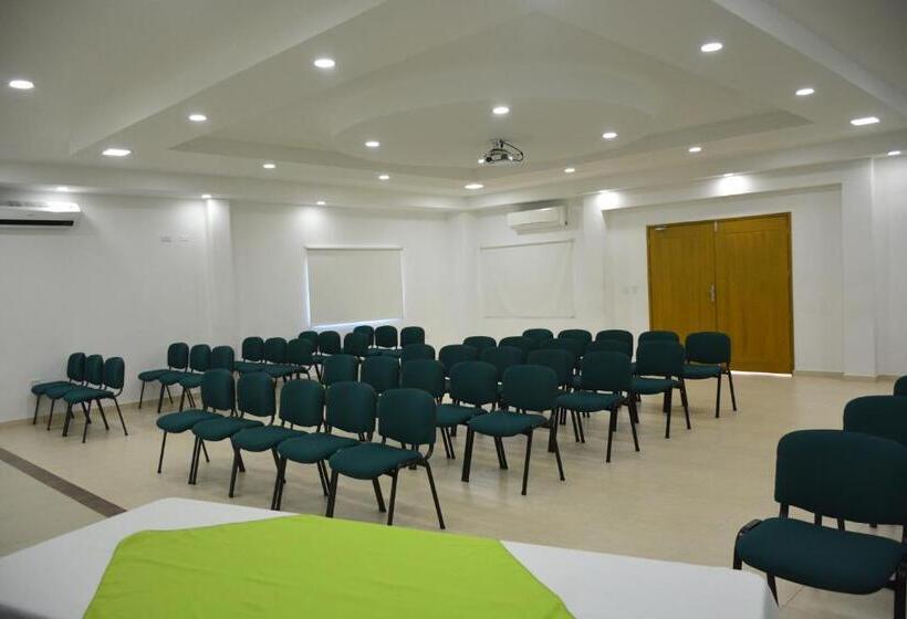 בית מלון כפרי Confort Ariari