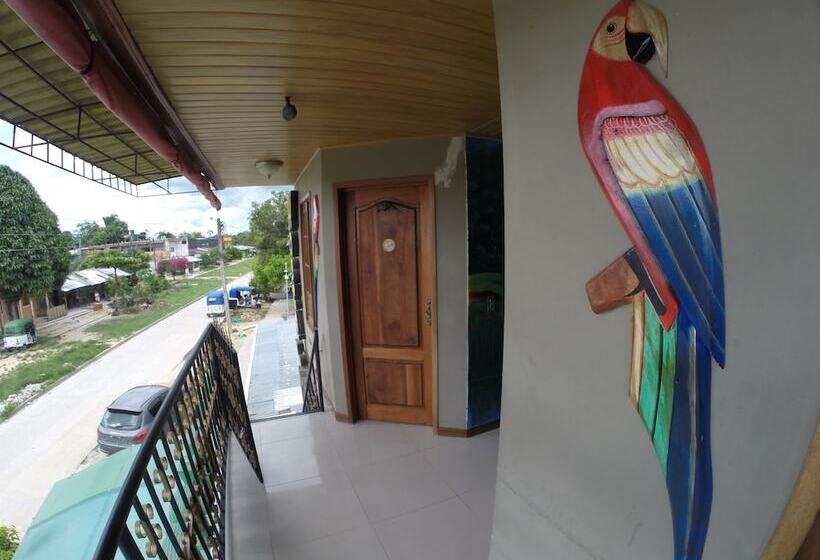 هتل Hostal La Esperanza