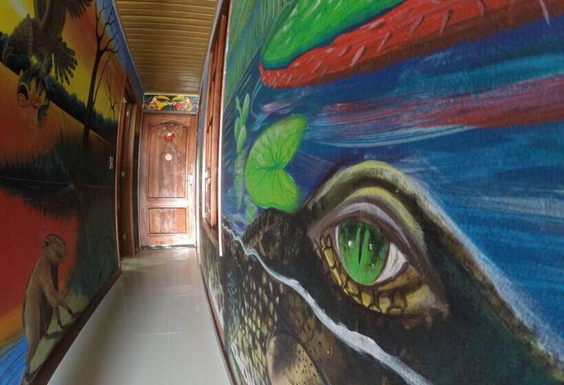 هتل Hostal La Esperanza