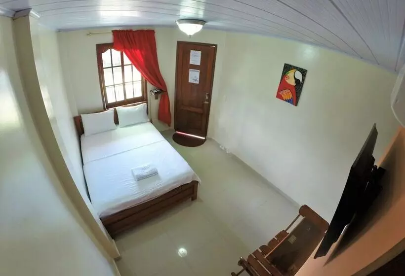هتل Hostal La Esperanza