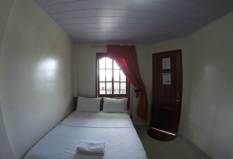 هتل Hostal La Esperanza