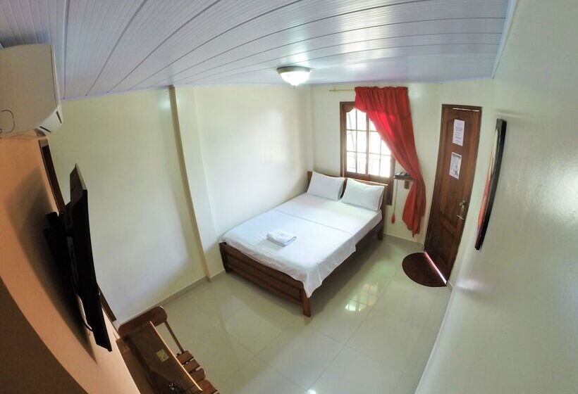 هتل Hostal La Esperanza