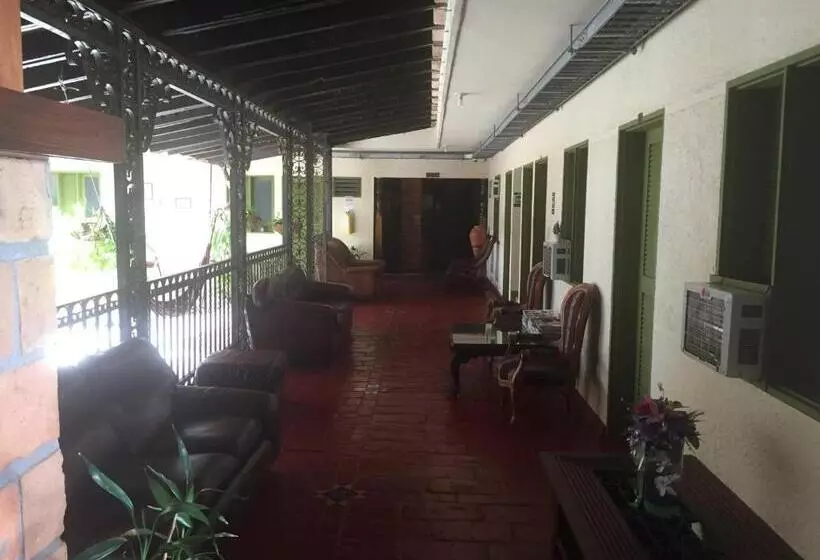 ホテル Hosteria De La Plaza Menor
