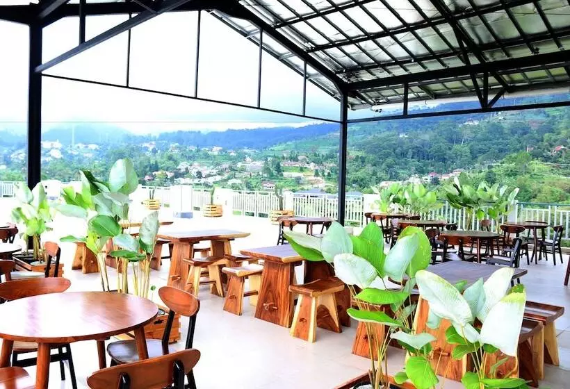 Le Eminence Puncak Hotel Convention & Resort
