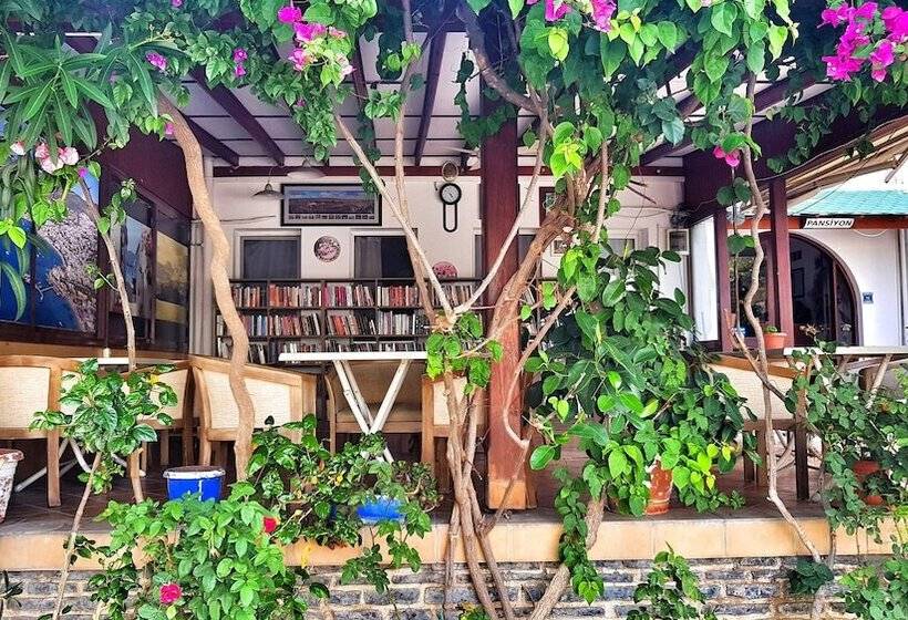 בית מלון כפרי Merkez Kumsal Pansiyon