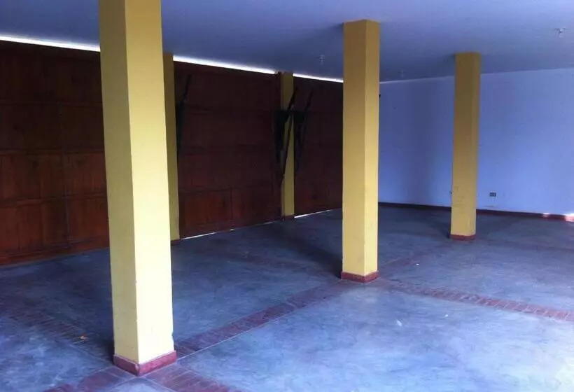 Hotel Oro Viejo