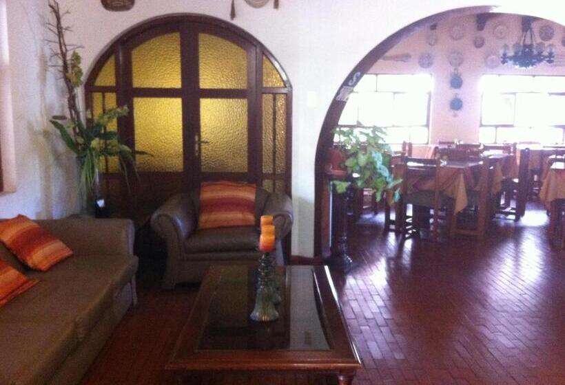 בית מלון כפרי Oro Viejo