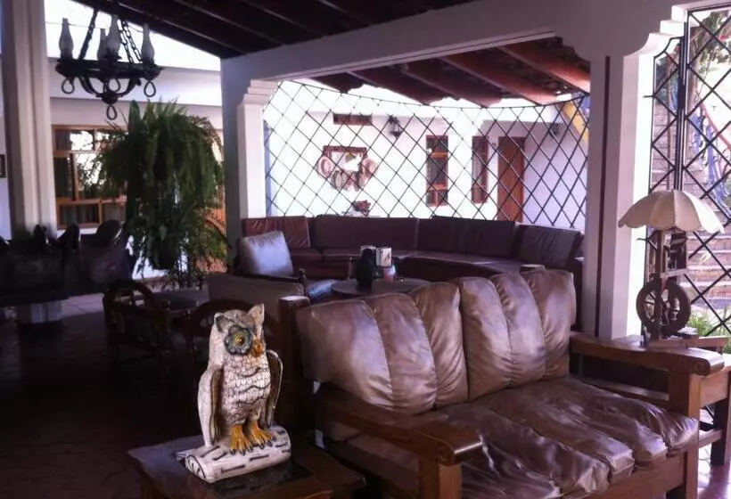 Hotel Oro Viejo