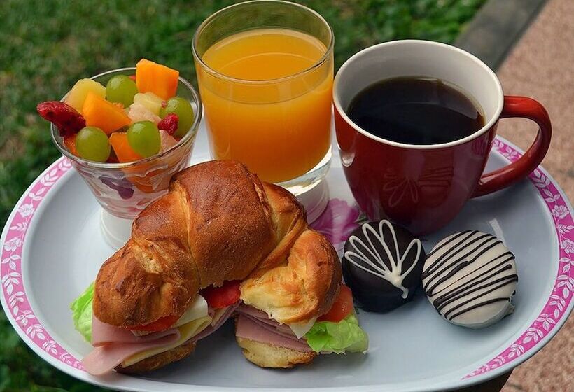 בית מלון כפרי Oro Viejo