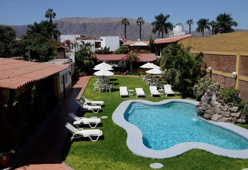 בית מלון כפרי Oro Viejo