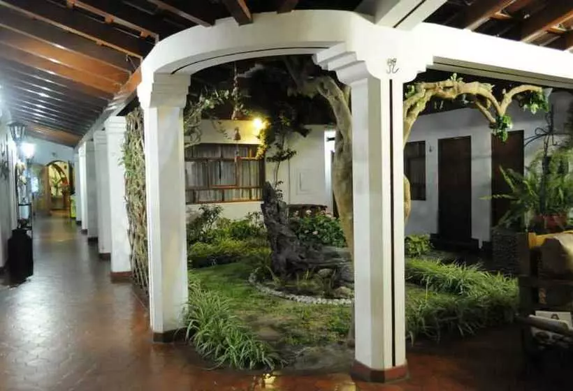 Hotel Oro Viejo