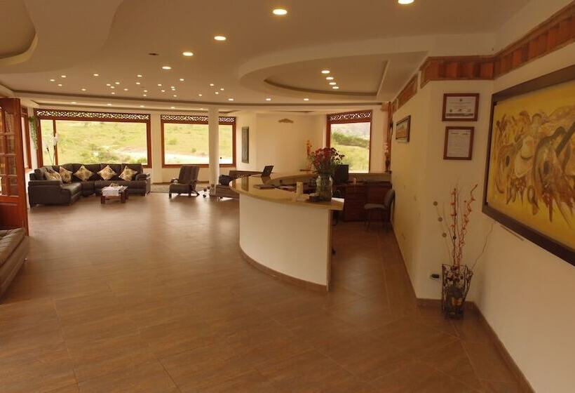 ホテル Puente Piedra