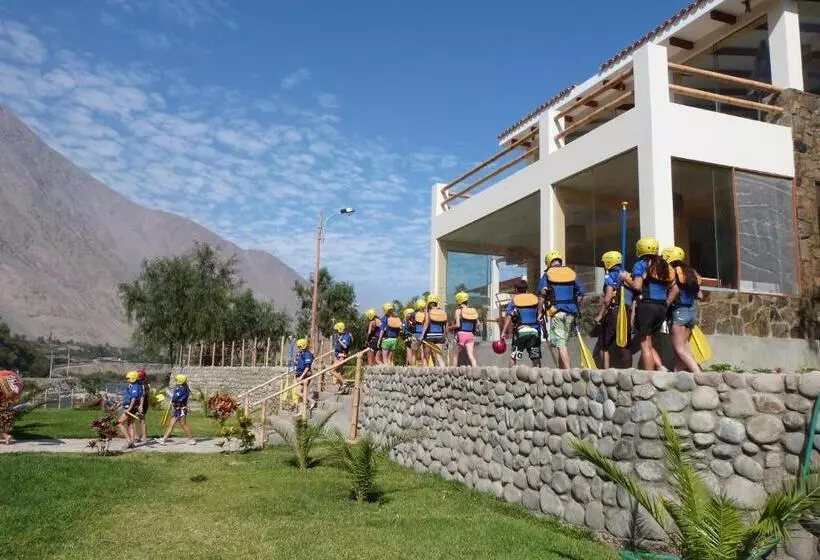 Hotelli Rio Lindo Ecolodge