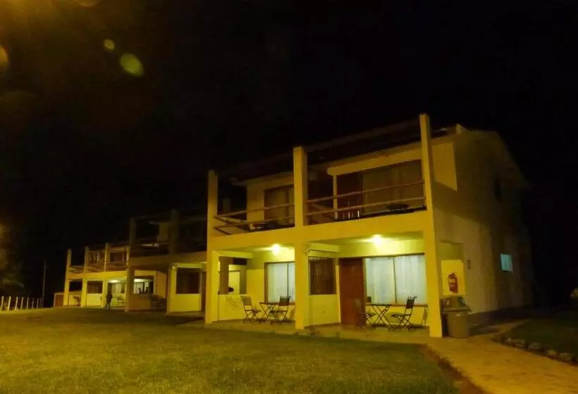Hotelli Rio Lindo Ecolodge