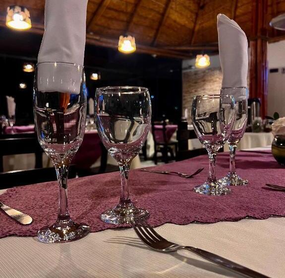 فندق Villa De Valverde