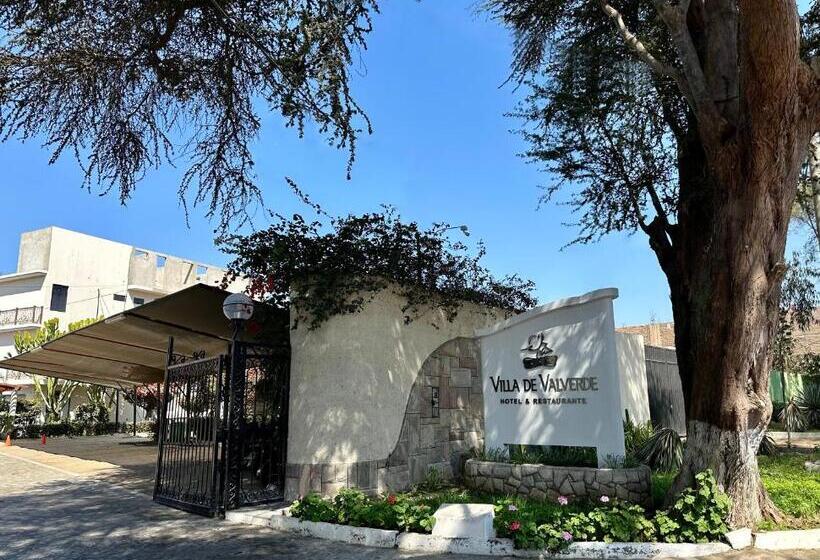 فندق Villa De Valverde