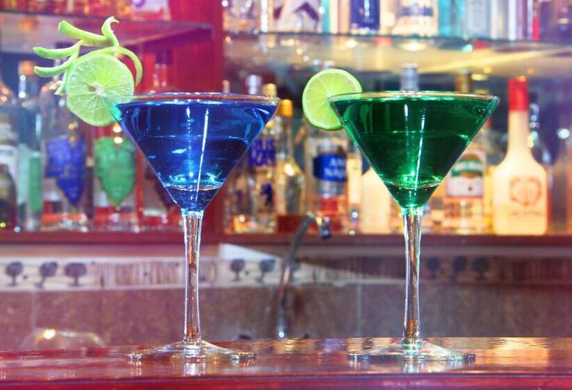 فندق Villa De Valverde