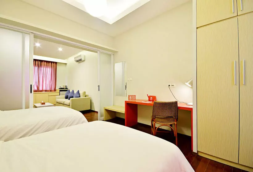 ホテル Zen Rooms Kemang Pejaten
