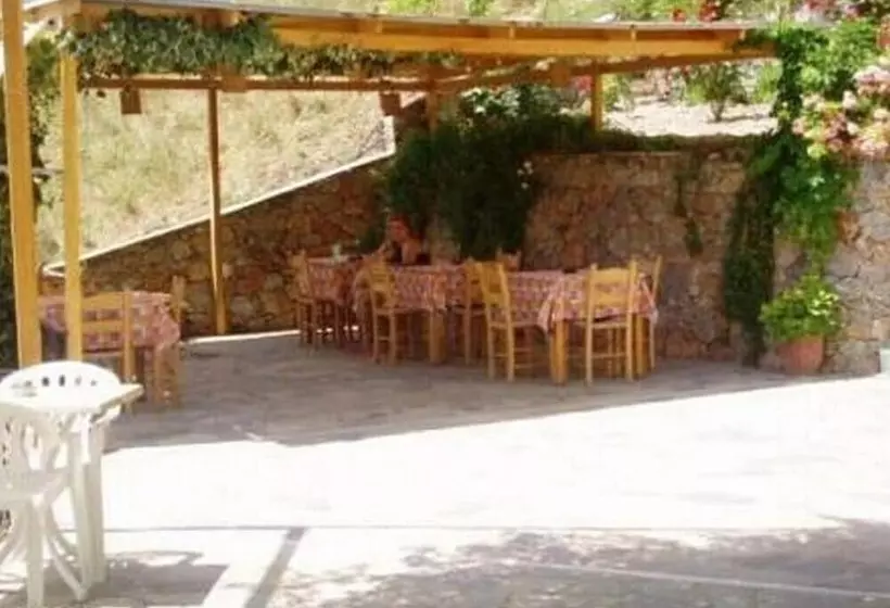 Apartment Hotel Irida