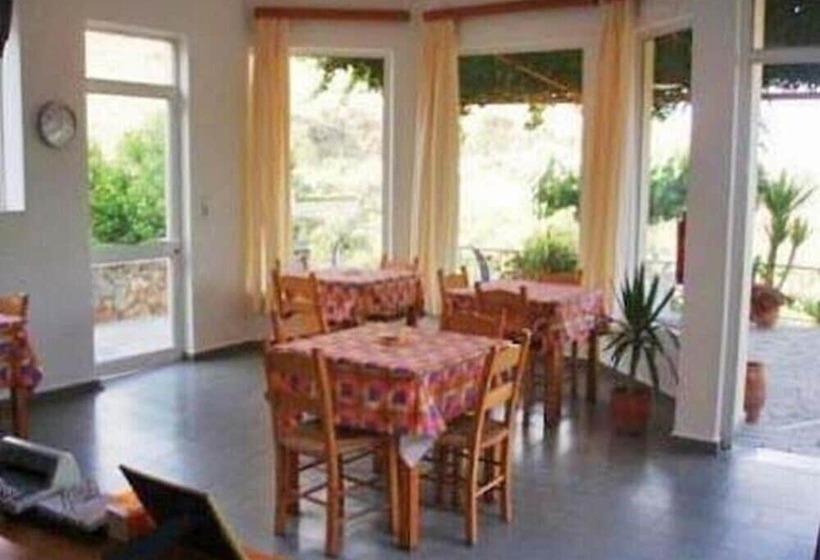 Apartment Hotel Irida