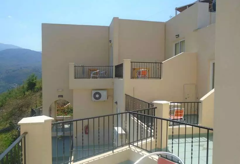 Apartment Hotel Irida