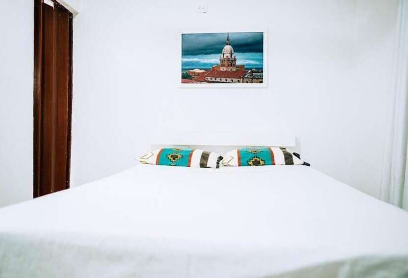 Neos Hotel Cartagena