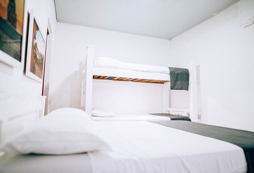 Neos Hotel Cartagena