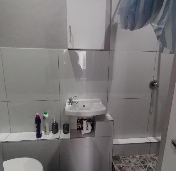 Пансион Mila Lodge 1