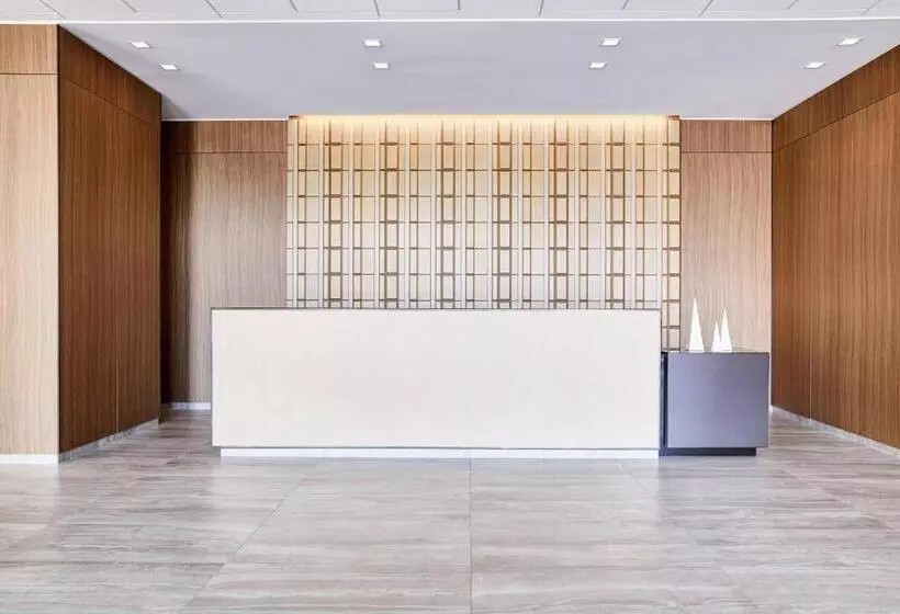 Ac Hotel By Marriott Bloomington Mall Of America