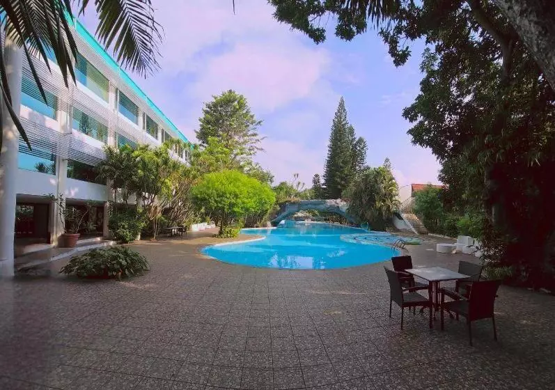 Hotel Apita Cirebon