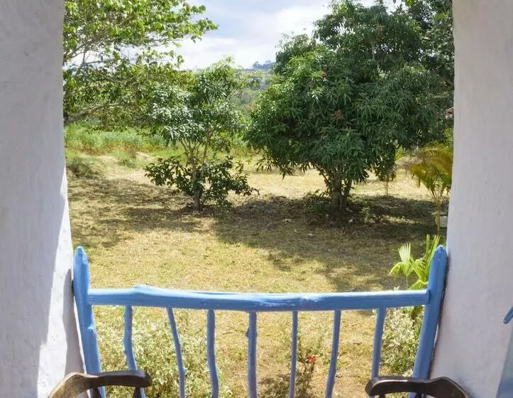 هتل Campestre El Santuario